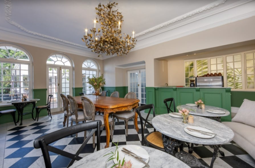 Stay 3 Nights at Sabi Sabi Private Game Reserve and 2 Nights Free at The Claremont Boutique Hotel (Cape Town)